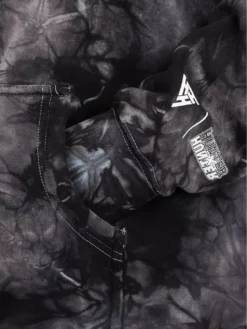 Hypland Yugioh Bakura Monsters Hoodie -Blue Tomato Verkäufe YugiohBakuraMonstersHoodie 4